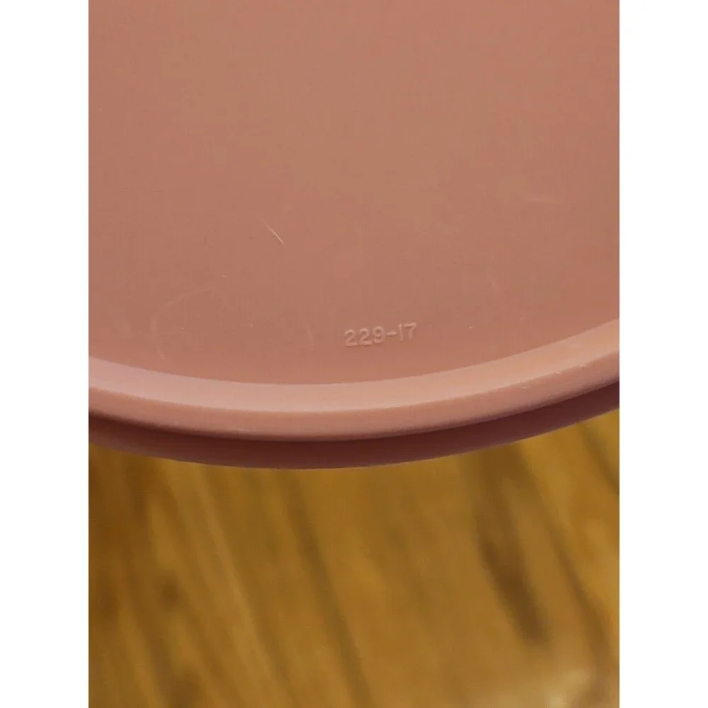 Vintage Tupperware Wonderlier Replacement Lid #229 Pink 8